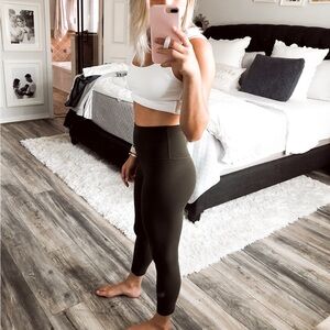 Lululemon Align Pant II 25" Black size 6